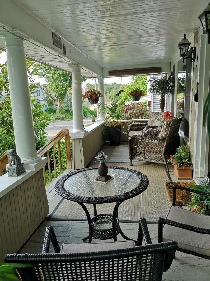 Your Oasis In Niagara Falls Canada Exterior photo